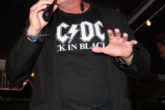 Ellen Hermanson Foundation Back to Black