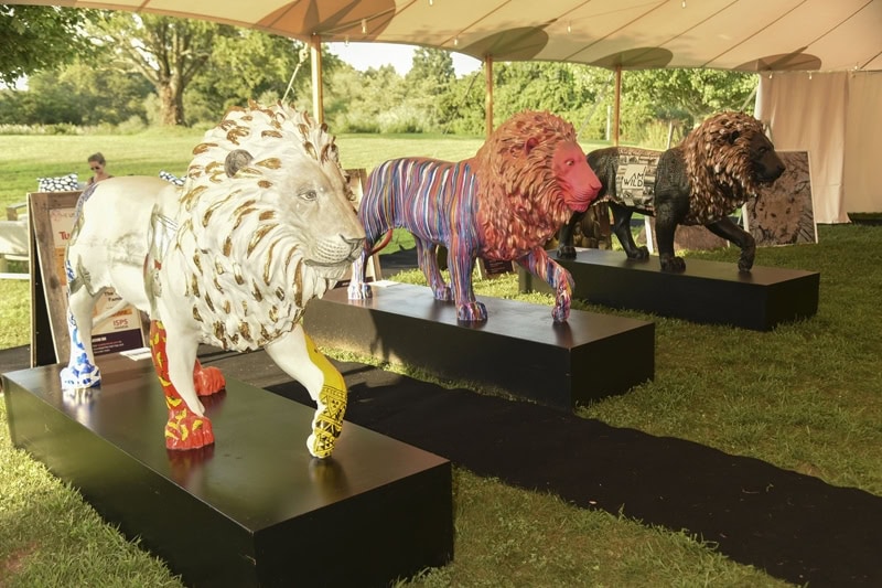 US TUSK LION TRAIL AUCTION