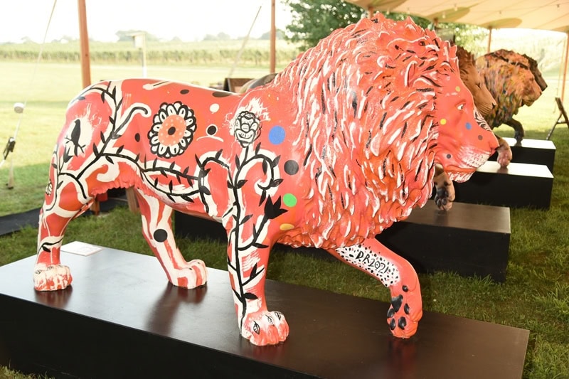 US TUSK LION TRAIL AUCTION