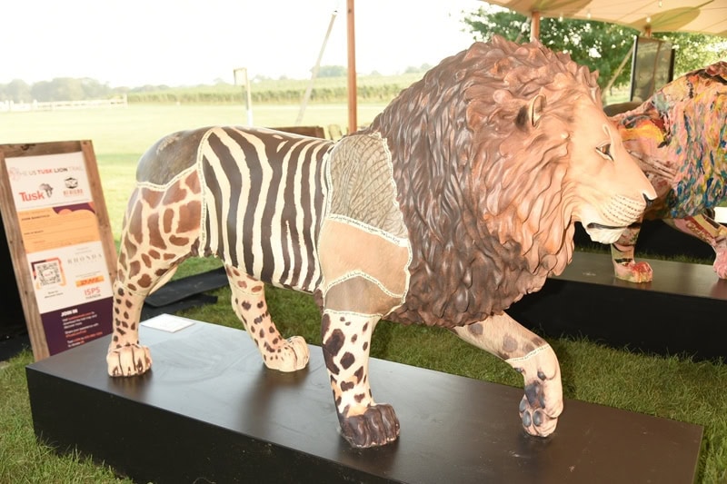 US TUSK LION TRAIL AUCTION
