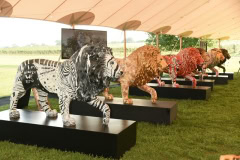 US TUSK LION TRAIL AUCTION