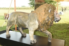 US TUSK LION TRAIL AUCTION