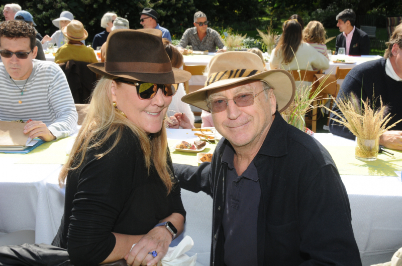 Phyllis-Chase-and-Steve-Miller-LH-Landscape-Awards-©-Richard-Lewin-103longhouse-reserve-landscape-luncheon