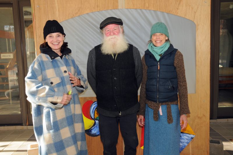 Carrie-Rebora-Barratt_Scott-Chaskey_Megan-Chaskey-©-Richard-Lewinlonghouse-reserve-hamptonsJPG