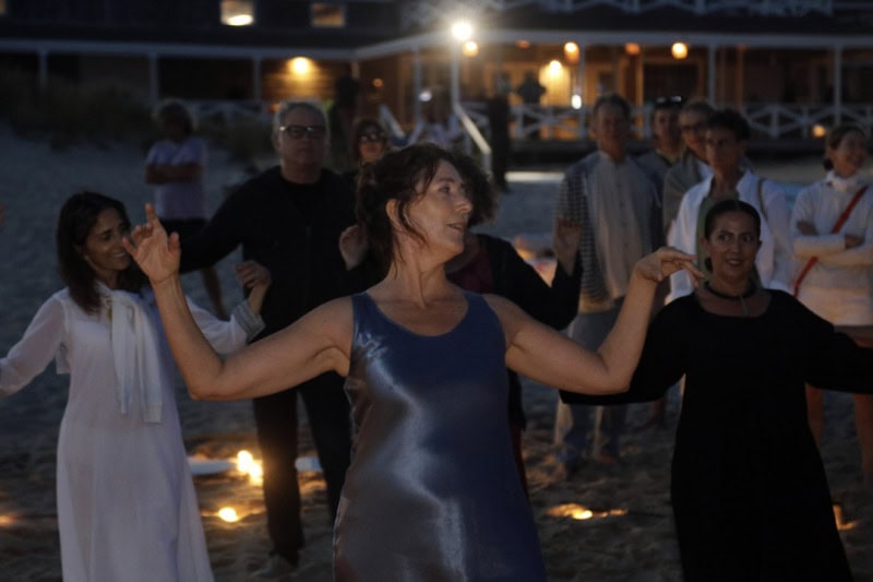 14-swept-away-guild-hall-main-beach_1268