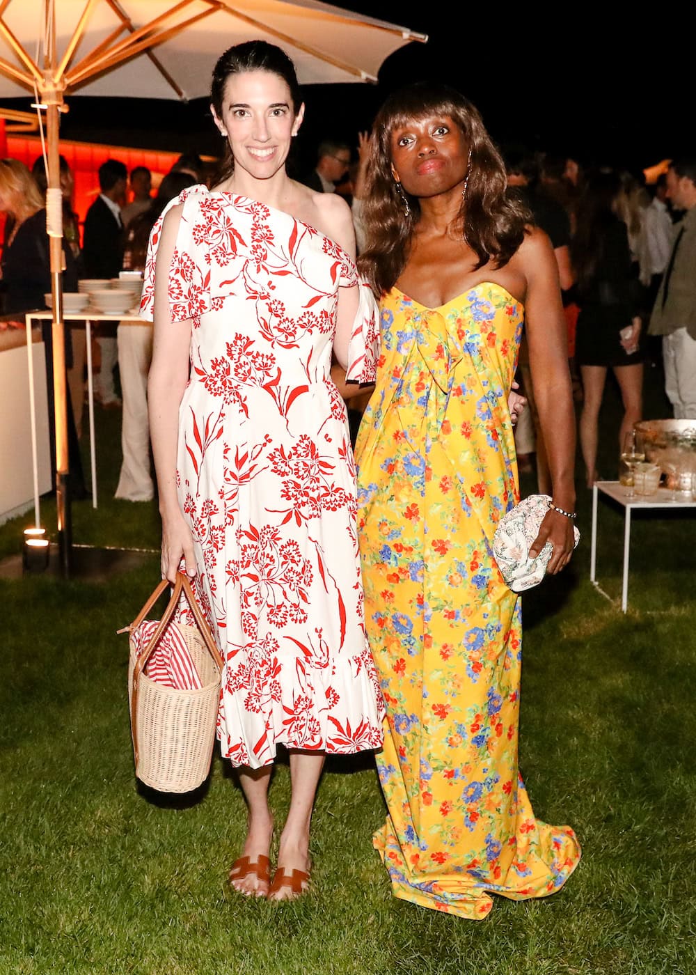 Sally Holmes, Dee Poku Sally Holmes, Dee Poku