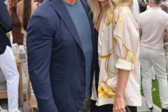 Mark-Consuelos-Kelly-Rippa