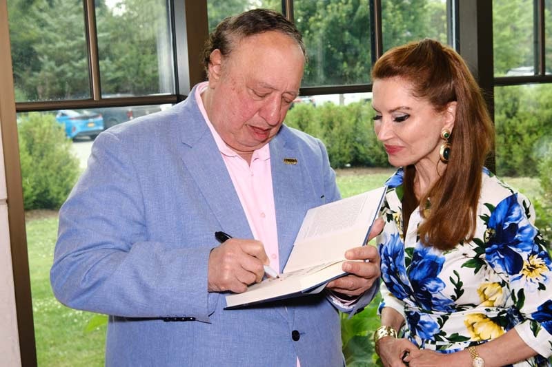 John Catsimatides, Jean Shafiroff