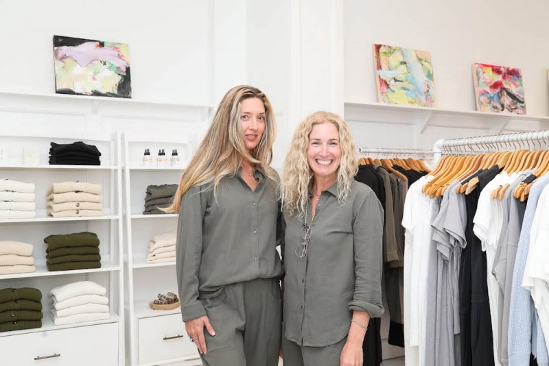 Amy Hammond, Megan Chiarello
