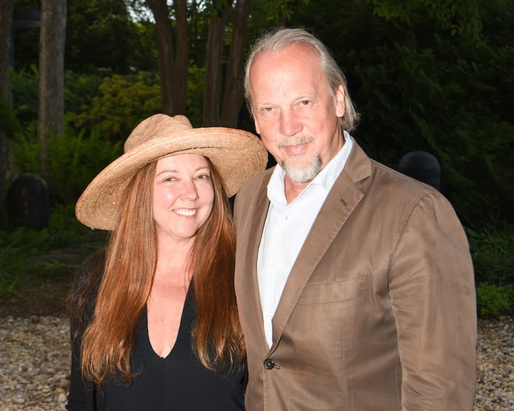 Robin Standefer, Stephen Alesch