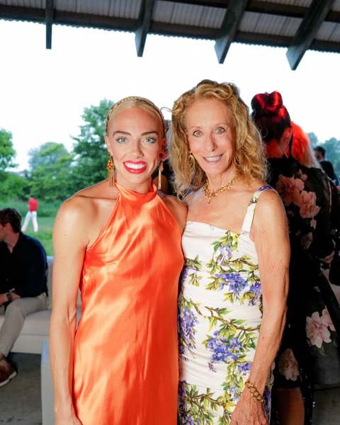 Zoe Anderson, Linda Stocknoff