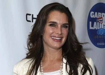 Actress Brooke Shields Buys $4.3 Million Cottage In The Hamptons