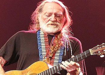 Willie Nelson Heading To The Hamptons For A Performance At The Surf Lodge