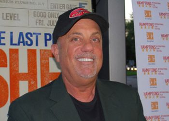 Billy Joel Dines With Hilaria And Alec Baldwin In The Hamptons