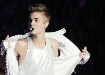 Can Justin Bieber Be Kicked Out Of The U.S. For Hamptons Club Brawl?