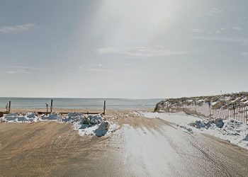Hamptons Town Possibly Banning Booze On The Beach