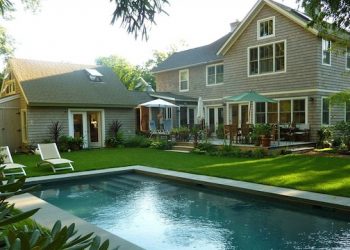 Building In The Hamptons? – Fixed Construction Price Vs. Time & Materials Contracts