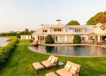 Selling & Buying Hamptons Real Estate:  Bring Your Computer But Don’t Leave Your Personal Skills Behind!