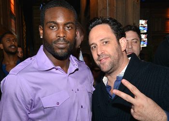 New York Jets QB Michael Vick Catches 2014 NFL Draft At The Ainsworth