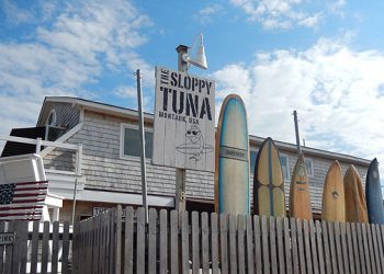 The Boardy Barn And The Sloppy Tuna Opening For Summer 2014