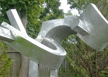 Dodds & Eder Hosting Hamptons Home Outdoor Sculpture Garden Opening
