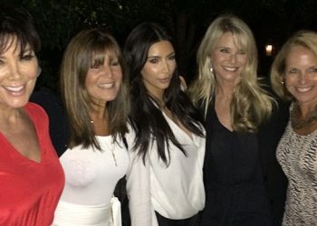 Chatterbox: Kim Kardashian And “Momager” Kris Jenner Take Selfie With Unexpected Friend Over 4th Of July Weekend