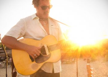 Life@Nite: Get A Triple Dose Of Donavon Frankenreiter