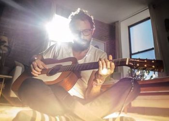 Life@Nite: Beach Parties, Surf Blues, Cabana Kids, And Reggae In The Hamptons