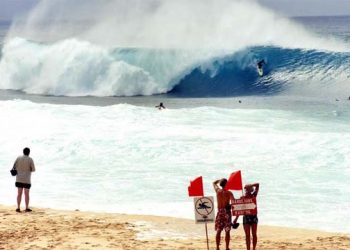 Short Surf Films From East End Filmmakers Showcased At “Atlantic Vibrations: Surf Movie Night, Vol. 2”