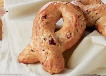 Dine, Be Pampered, And Support Southampton Hospital And The Coalition For Women’s Cancers At The Hospital During National Breast Cancer Awareness Month