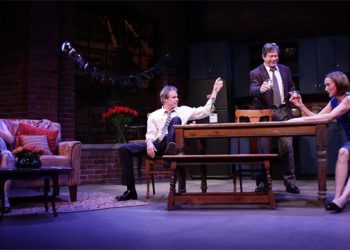 “Time Stands Still” Opens 2015 Season At Hampton Theatre Company