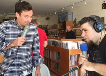 Jimmy Fallon Hangs Out At Hamptons Music Haunt On Record Store Day