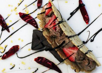 Caliente Cinco de Mayo Dessert: “Chocolate Tacos”