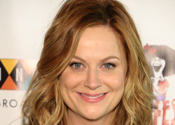 Amy Poehler Receives Inaugural Gilda Radner Award For Innovation In Comedy At Gildafest’15