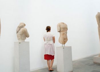 “Selfies & Portraits Of The East End” To Open In East Hampton