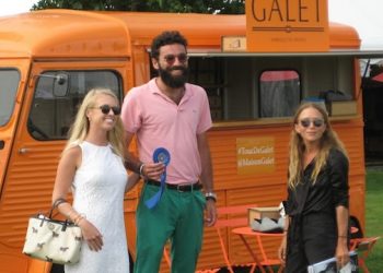 Mary-Kate Olsen And Ashley Olsen Judge Hampton Classic Outstanding Boutique Competition