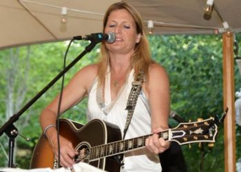 Tumbleweed Tuesday Brings Free Concert To Montauk