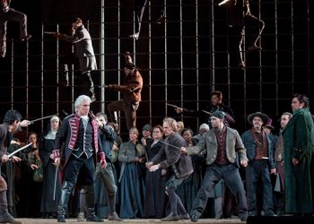 Guild Hall Commemorates Metropolitan Opera Fall Season