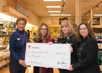 Stop & Shop Opens Two Hamptons Locations