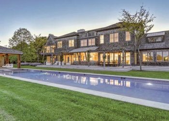 Hamptons Real Estate: 8 Bedroom Wainscott Estate Sells For $18,900,000