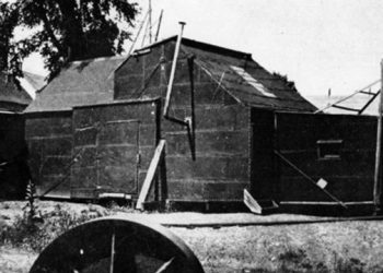 Hamptons Architectural Session Looks To The Dark Side