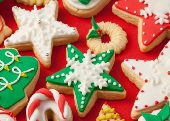 Hamptons Museum’s Seasonal Festivities Feature Hearthside Cheer, Holiday Party, Cookie Exchange And More