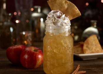 Get Into The Christmas Spirit With One Of These Yuletide Inspired Cocktails