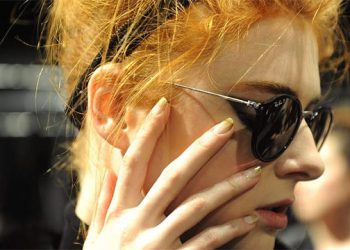 New York Fashion Week Nail Art: Glitter Fade At Carmen Marc Valvo