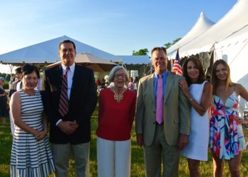 Sail Into Summer Gala Raises $300,000 For East End Hospice