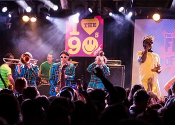 Life@Nite: Veuve Clicquot Journey Makes Its Way To The Hamptons And It’s An I Love The 90’s Weekend