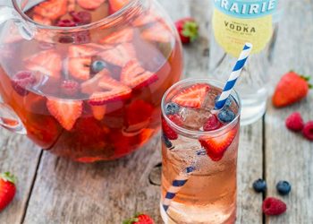 Eleven Labor Day Weekend Cocktail Options That Fulfill All Your Holiday Weekend Entertaining Needs