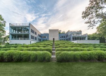Hamptons-Based Center To Celebrate Internationally Renowned Artists