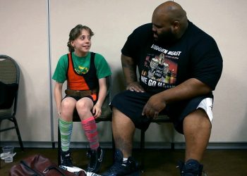 INTERVIEW: “Supergirl” Director Jessie Auritt On Teen Powerlifting Sensation Naomi Kutin’s Incredible Story