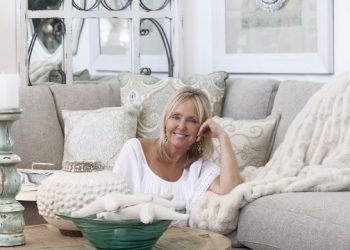 Debra Gildersleeve Of Renee’s Shares Easy Fall Updates For Your Home, Emerging Decor Trends And More